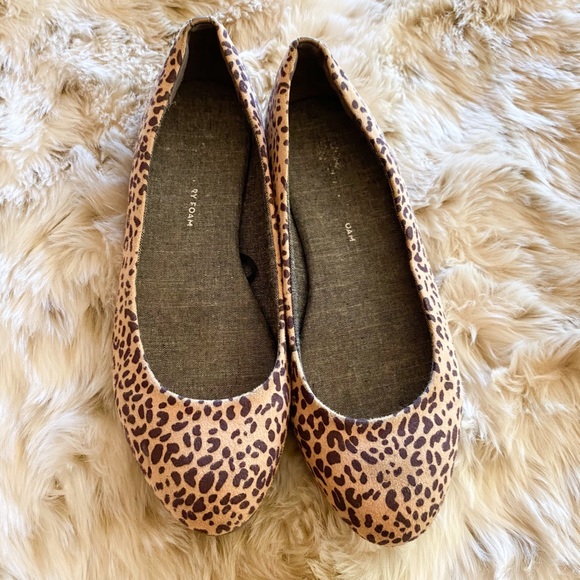 dr scholl's leopard print flats
